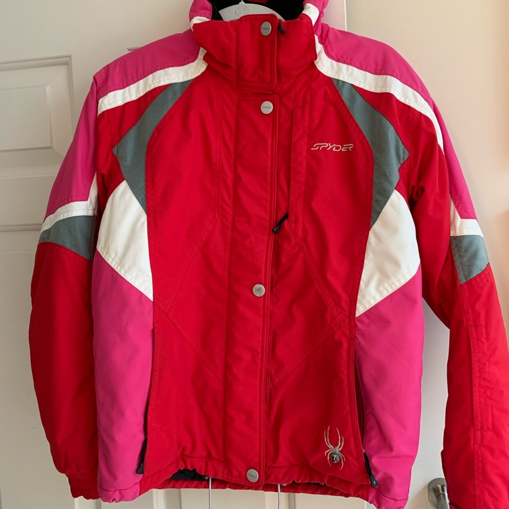 Girls’ SPYDER ski jacket!Comes with matching hat!